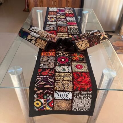Black Table Runner and 4 Mats Set