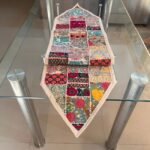 Ivory V shape Table Runner and 4 Mats Set - Image 6