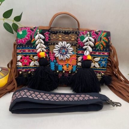 Kaarigari Twist Banjara Bag