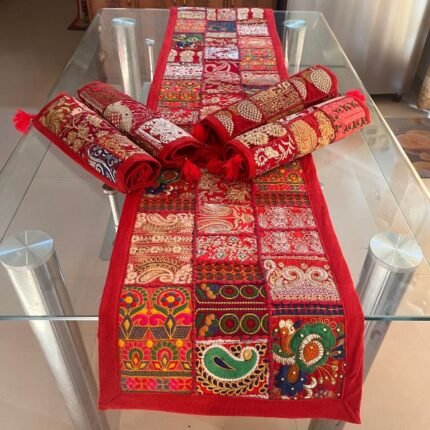Red Table Runner and 4 Mats Set