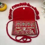 Saaz-e-Zari Sling Bag - Image 4