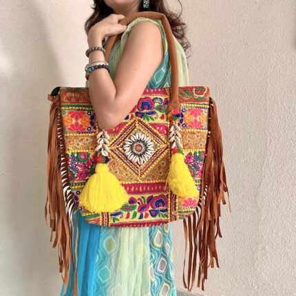 Tote Popli Pocket Banjara Bag