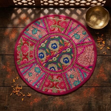 Magenta Round Table Mat