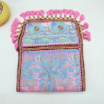 NoorNama Sling Bag - Image 4