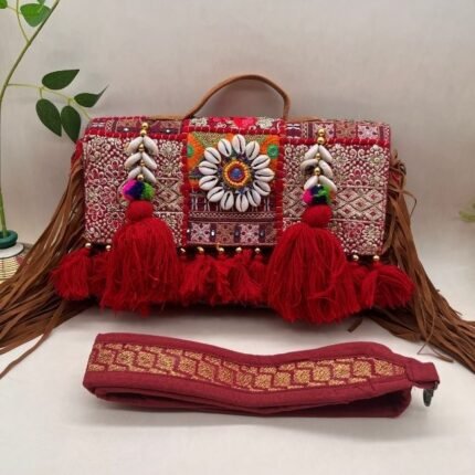 Silken Story Banjara Bag