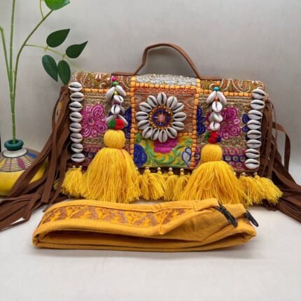 Riwaayat Weave Banjara Bag