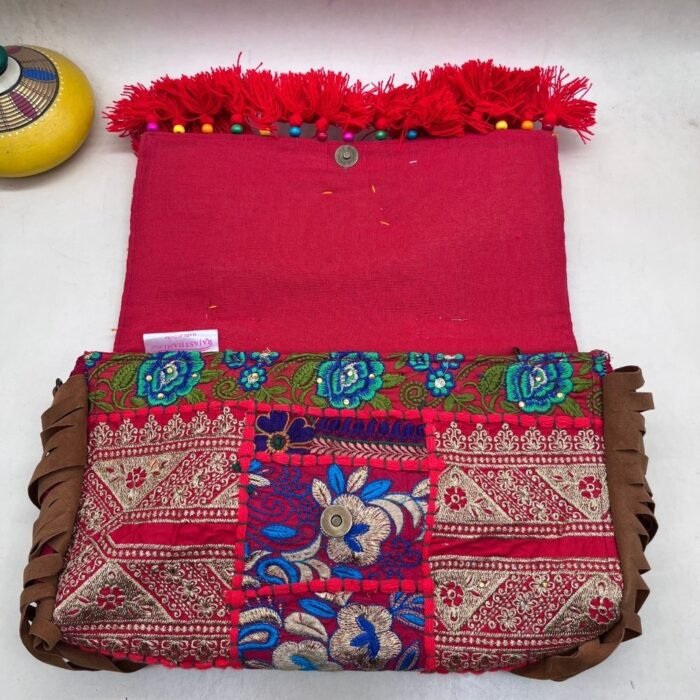 Banrahi Weave Banjara Bag - Image 5