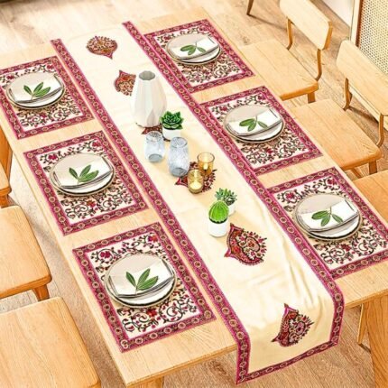 Gulabi Belvatika 7-Piece Dining Table Set (Table Runner and 6 Mats)