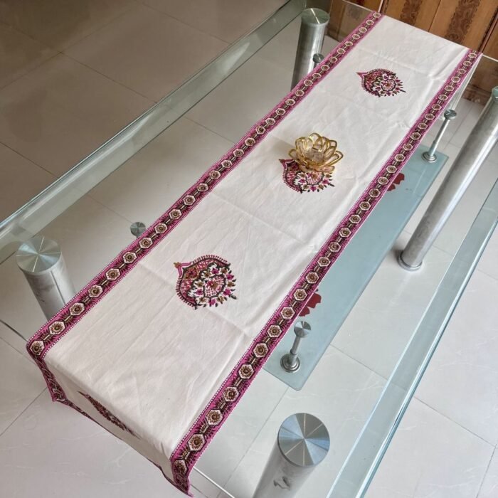 Gulabi Belvatika Table Runner – Pink Vine - Image 3
