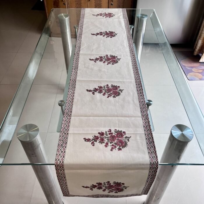 Gulnaar Paisley Dining Collection (Table Runner and 6 Mats) - Image 6