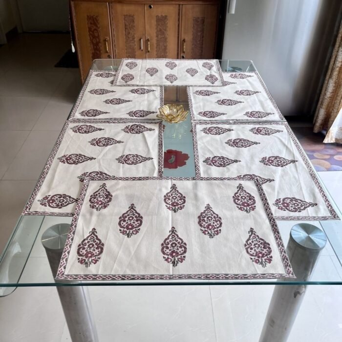 Gulnaar Paisley Dining Collection (Table Runner and 6 Mats) - Image 9