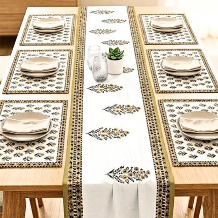 Kesar Bootidar 7-Piece Dining Table Set (Table Runner and 6 Mats)