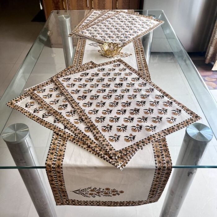 Kesar Bootidar 7-Piece Dining Table Set (Table Runner and 6 Mats) - Image 2