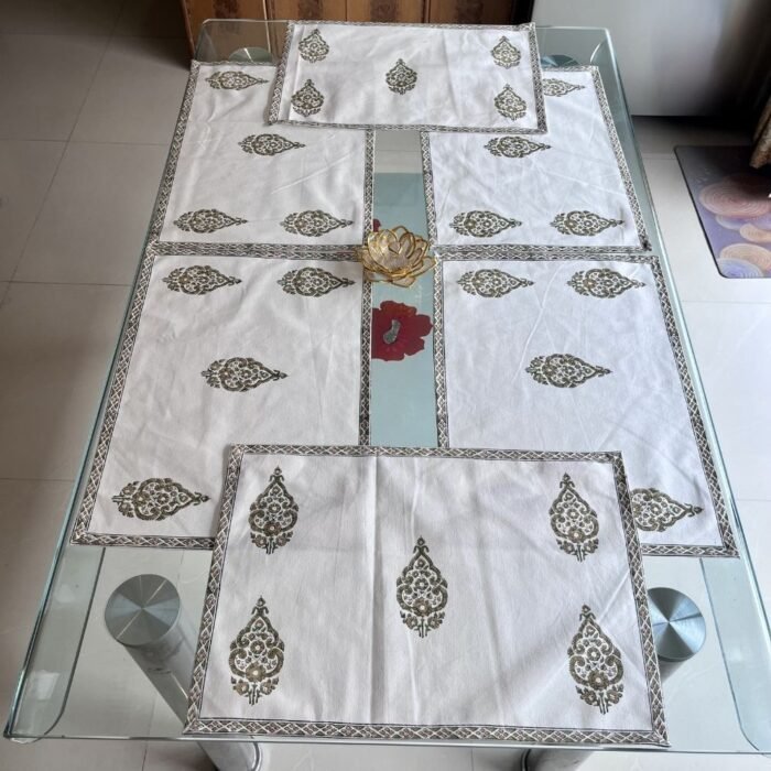 Panna Gulistan 7-Piece Dining Table Set (Table Runner and 6 Mats) - Image 4