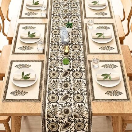 Rajbari Sunehri Buta Dining Ensemble (Table Runner and 6 Mats)