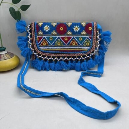 Gulvaari Sling Bag