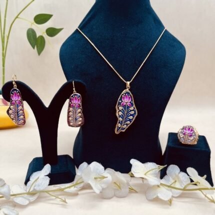 Amer Palace Meenakari Agate Jewelry Set