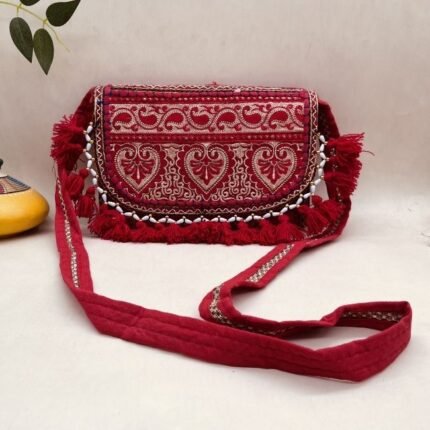 Dhagaraaj Sling Bag