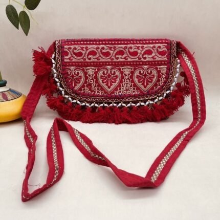 Kaafiyana Sling Bag