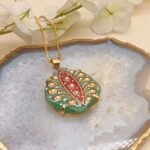 Kesariya Queen Meenakari Agate Necklace