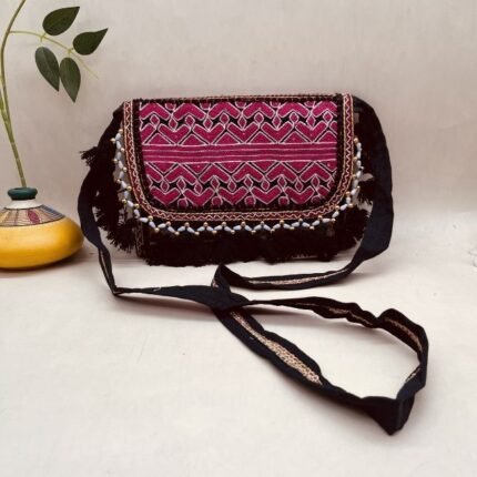 Loomiva Sling Bag