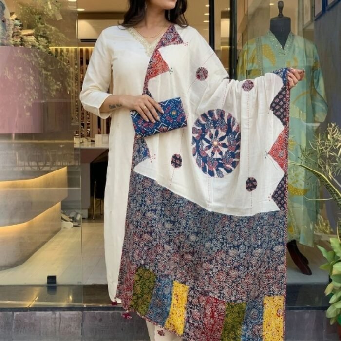Mosaic Heritage Ajrakh Cotton Dupatta - Image 4