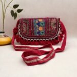 Nomivaara Sling Bag