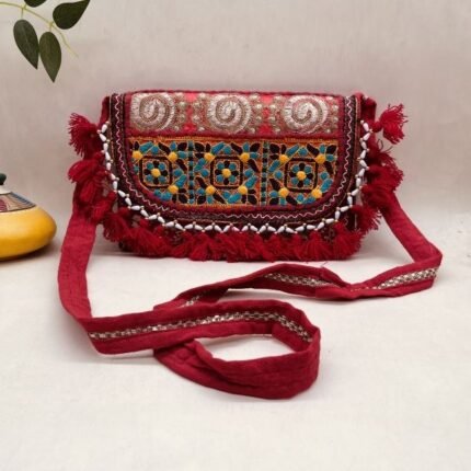Raahvaas Sling Bag
