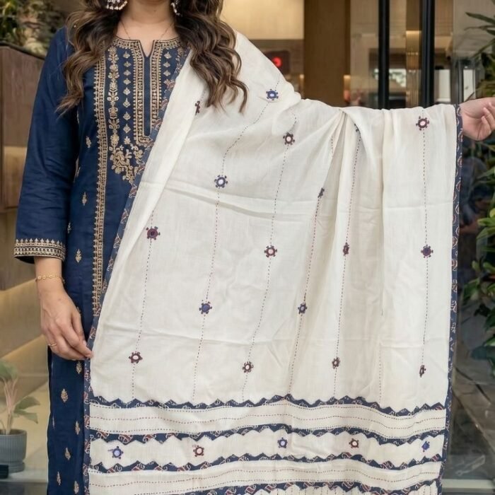 Rajwada Rang Ajrakh Cotton Dupatta - Image 12