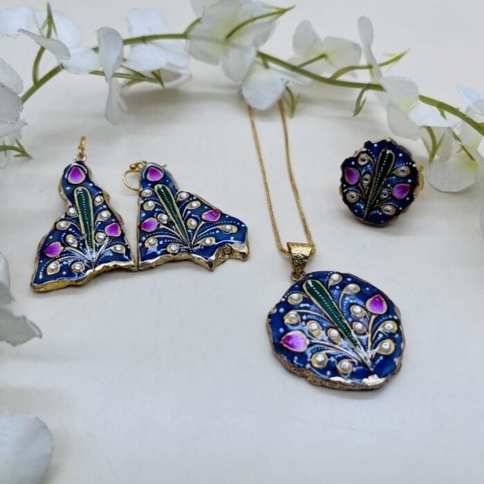 Rangrez Treasure Meenakari Agate Jewelry Set - Image 2