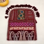 Riwaanika Sling Bag - Image 4