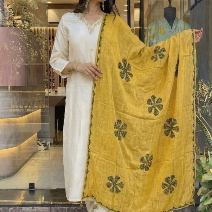 The Artisan Tale Ajrakh Cotton Dupatta - Image 3