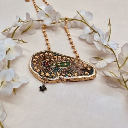 Zariyaan Meenakari Agate Necklace