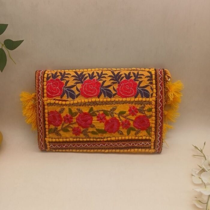 Desert Heirloom Sling Bag - Image 3