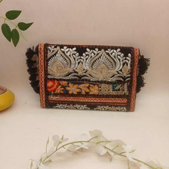 Desert Nomica Sling Bag - Image 2