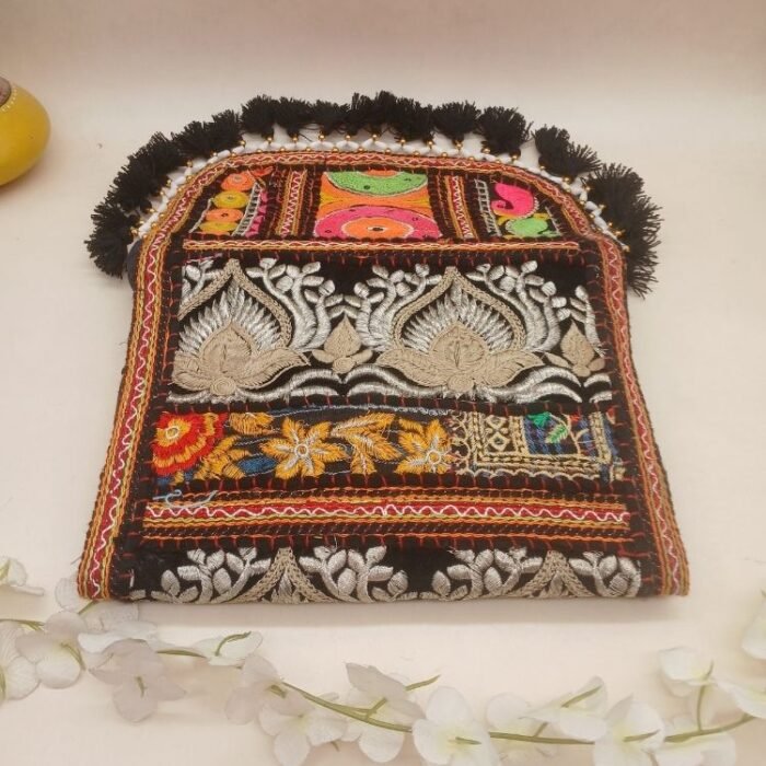 Desert Nomica Sling Bag - Image 5
