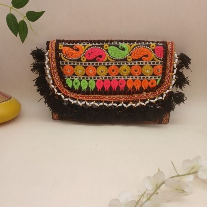 Kantha Katha Sling Bag - Image 3