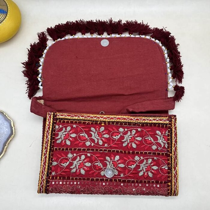 Anaar Dana Banjara Sling Bag - Inside view with magnetic clasp