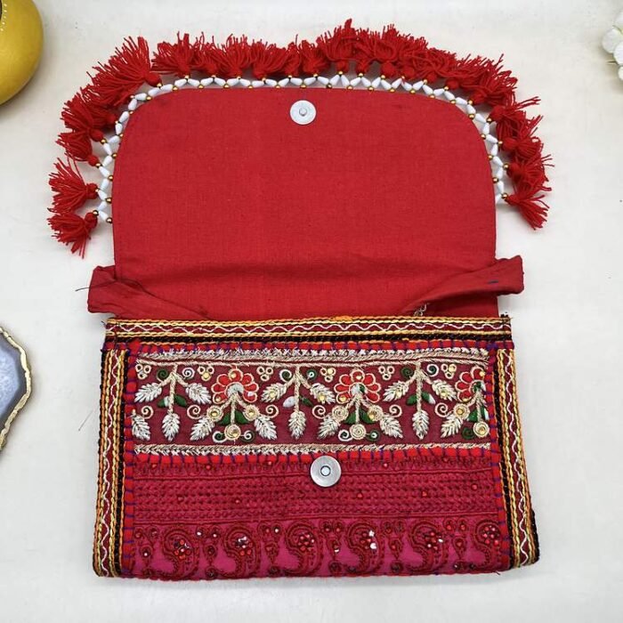 Chidiya Rani Banjara Sling Bag - Inside view with magnetic clasp