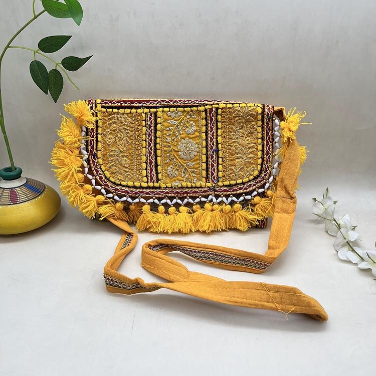 Haldi Leaf Banjara Sling Bag 1 Haldi Leaf Banjara Sling Bag - With strap