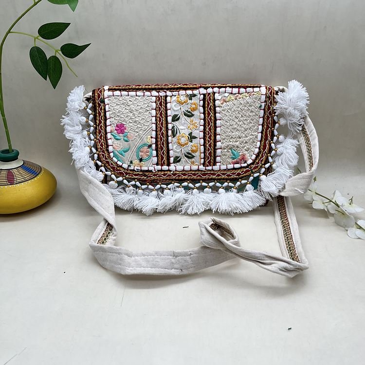 Moti Bagh Banjara Sling Bag - With strap