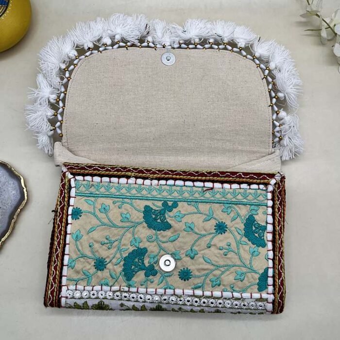Moti Bagh Banjara Sling Bag - Inside view with magnetic clasp