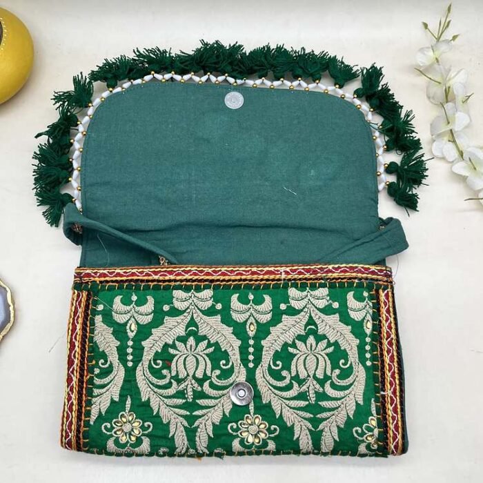 Panna Garden Banjara Sling Bag - Inside view with magnetic clasp