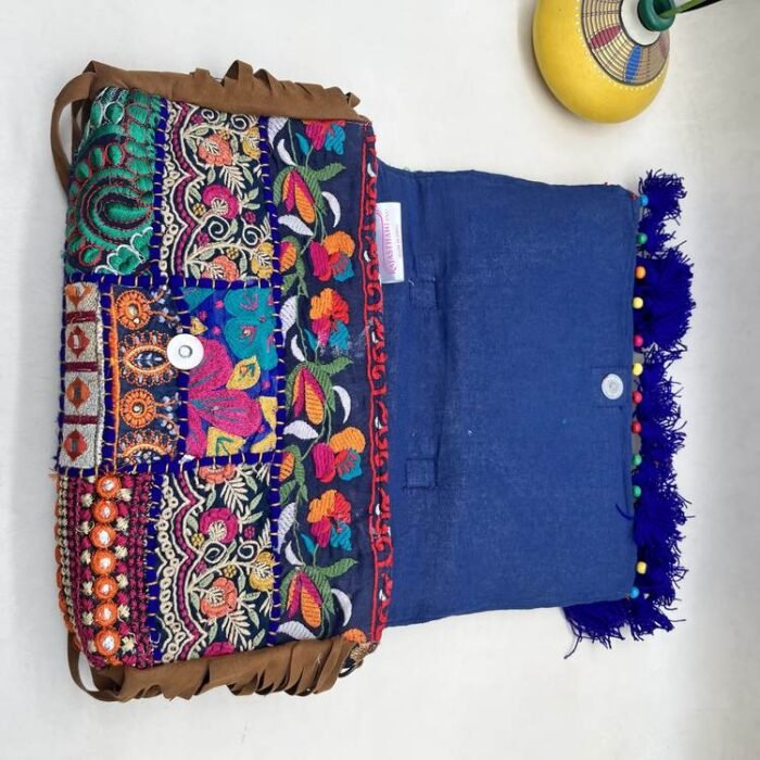 Neel Gulshan Banjara Bag - Inside view
