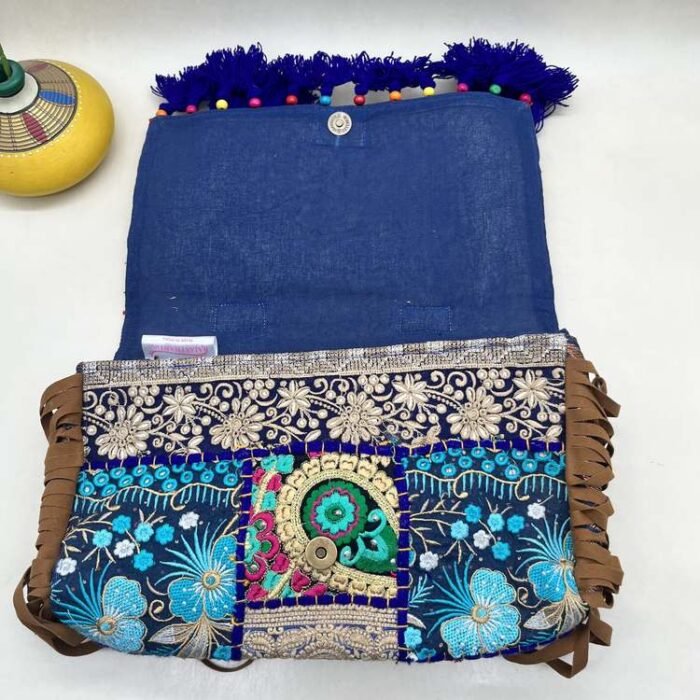 Neela Kaudi Banjara Bag - Inside view