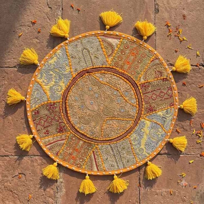 Sarson Sunehri Round Table Mat - view 5